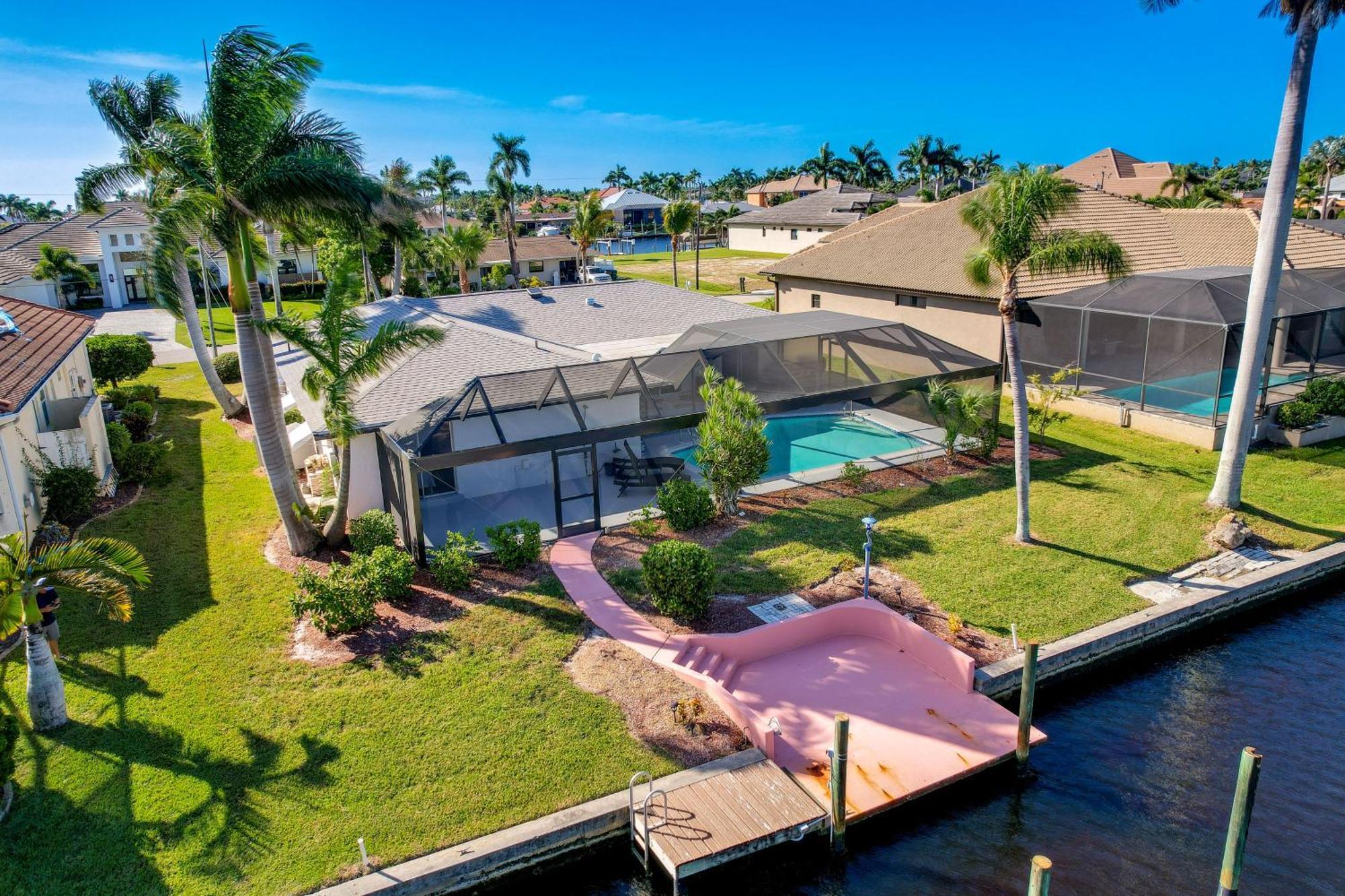 Waterfront Cape Coral Home With Private Pool! Екстериор снимка